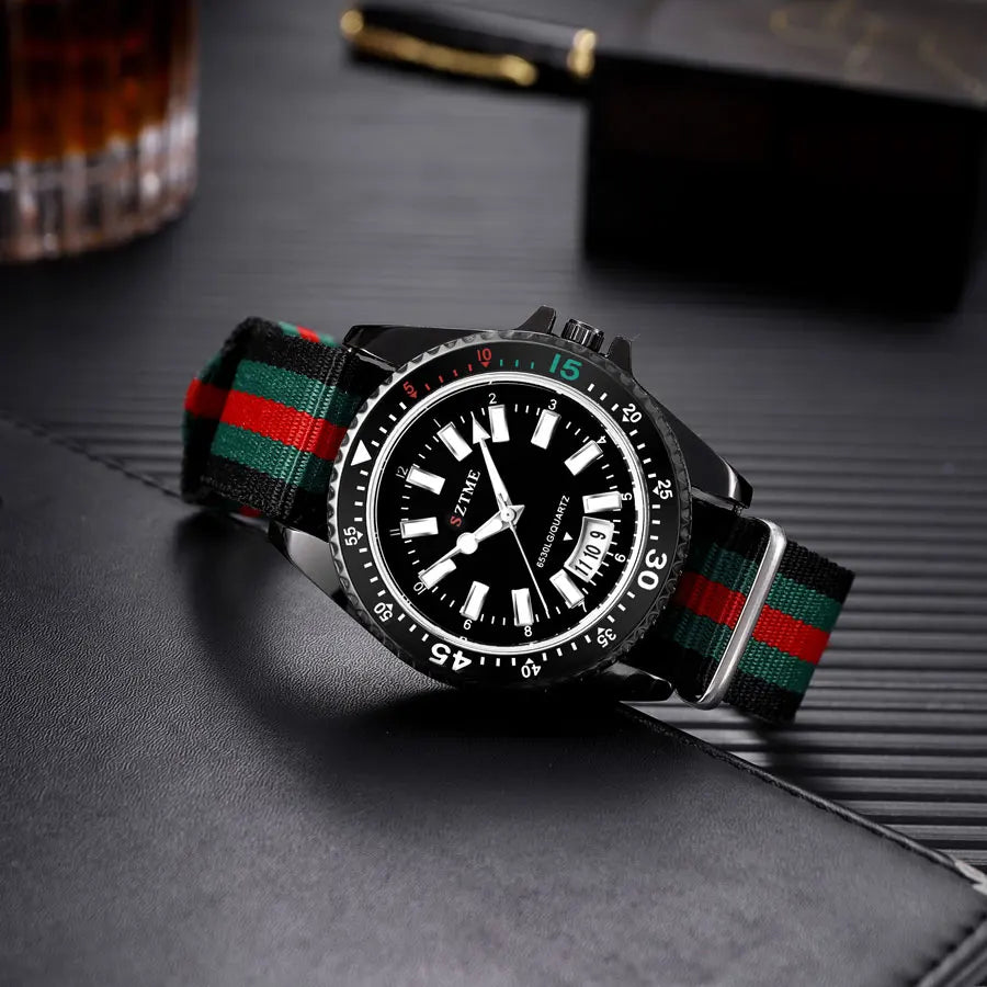 Men’s Nylon Strap Watch